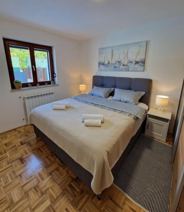 Villa Castanea - Kuca Za Odmor S Bazenom Kukci Exterior foto